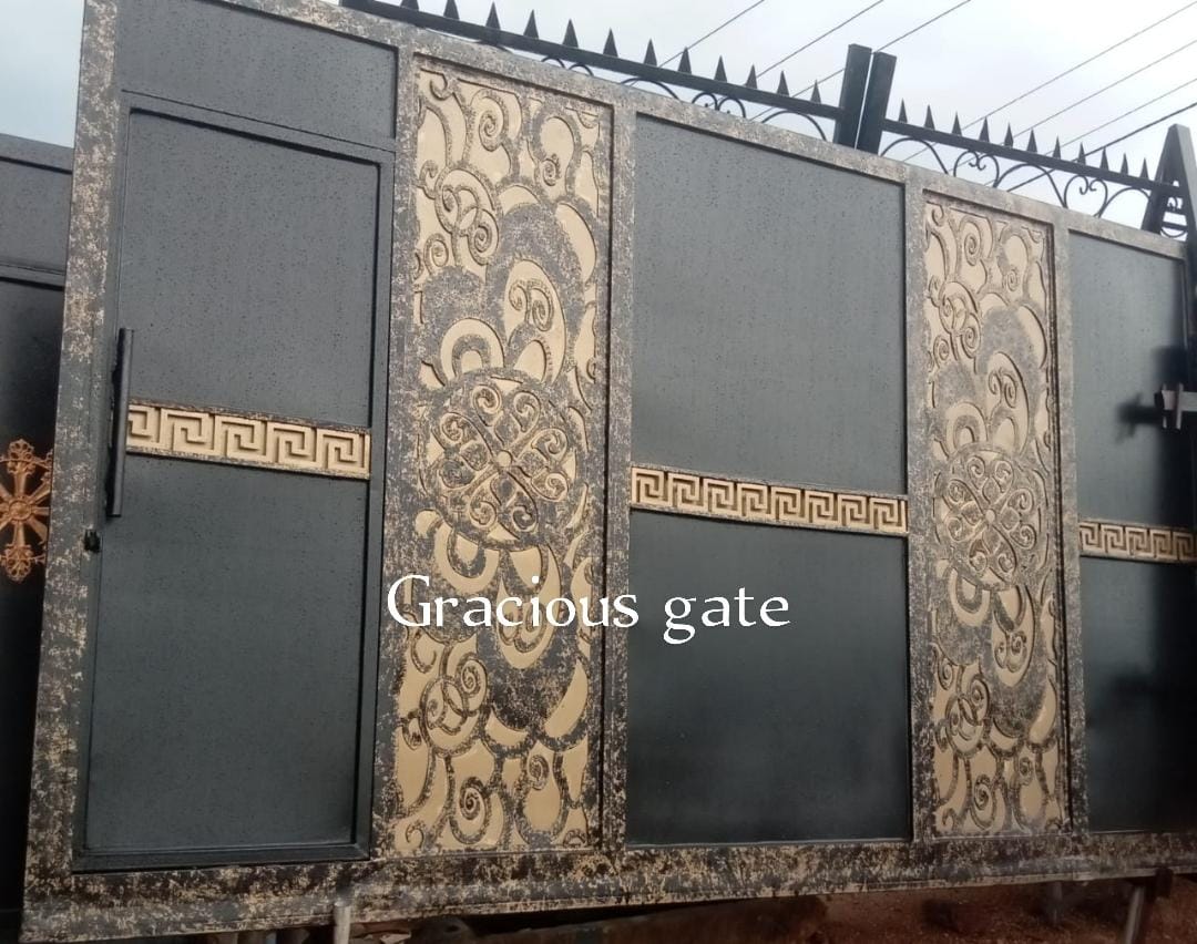Sliding gate on PAPAPA marketplace