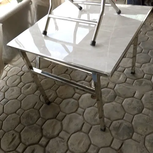 Marble dining table on PAPAPA marketplace